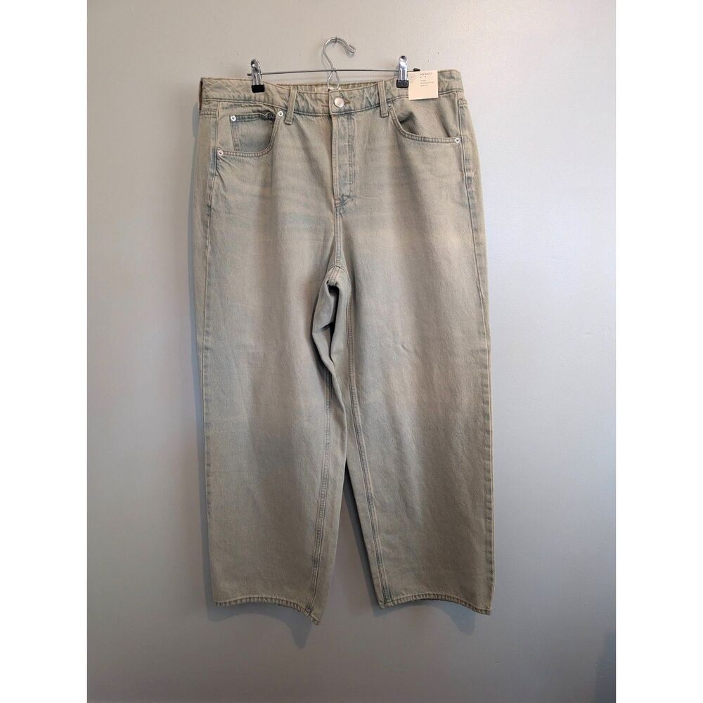 Universal Thread Mid Rise 90s Baggy Leg Jeans Size 17R